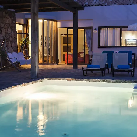 Istron Villas