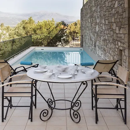 Istron Villas *