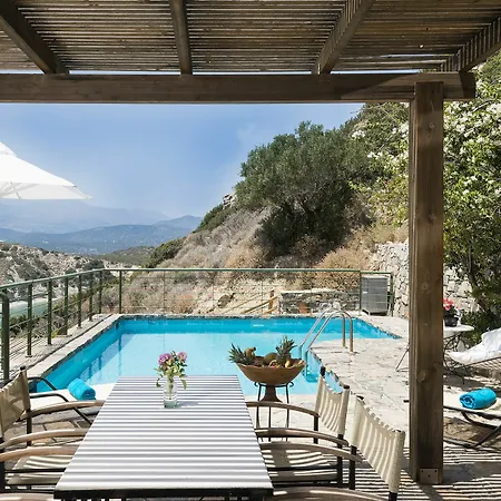 Istron Villas