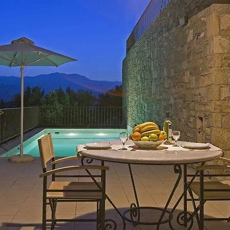 Istron Villas Ísztro